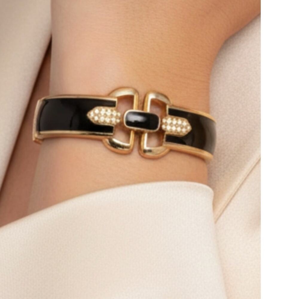 Stella and Dot Gold Tone Hinged Clamper Bracelet Black Accent Sz 6.5“